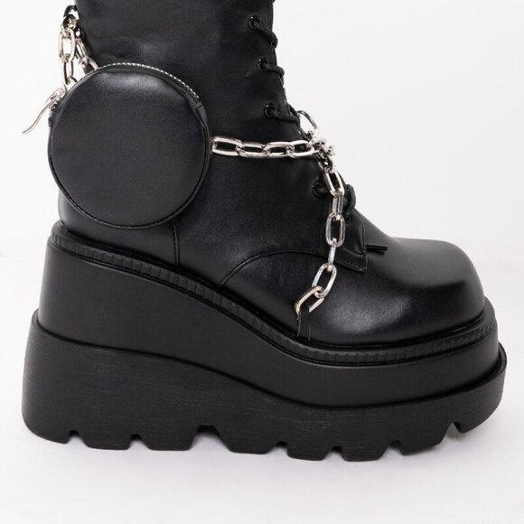 READY FOR WHATEVER  FLATFORM BOOTIE ( BRAND NEW !!! ) - Picture 4 of 8